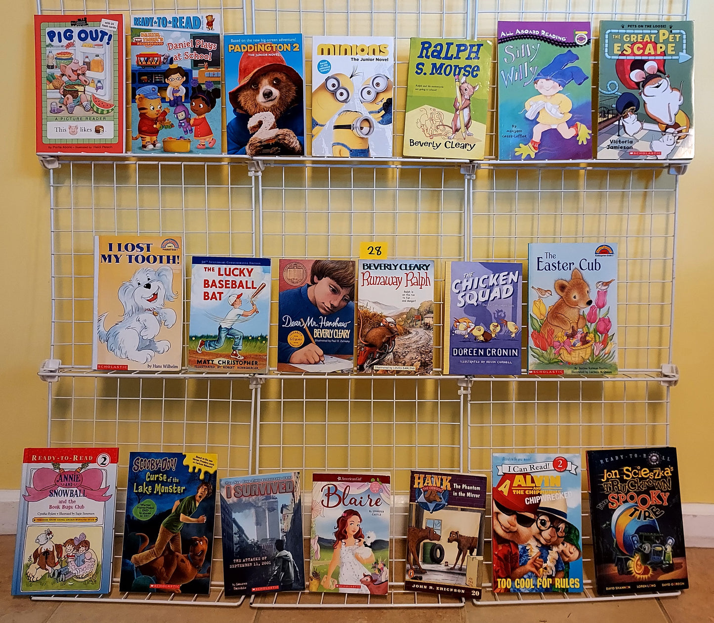 20 children's chapter books & readers for Grades 2-4 (5 new & 15 used, set #c28)